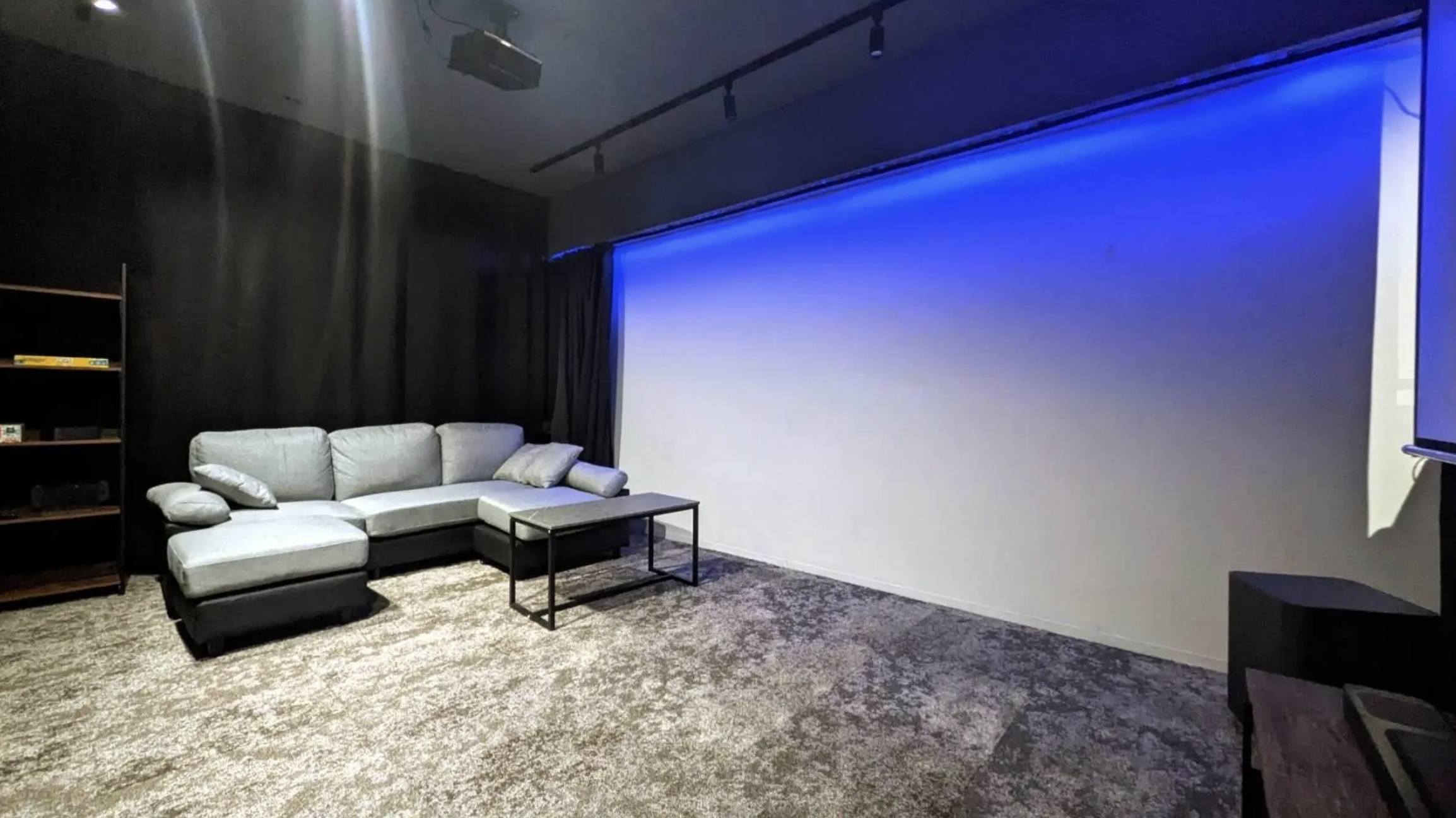 ブルーLED